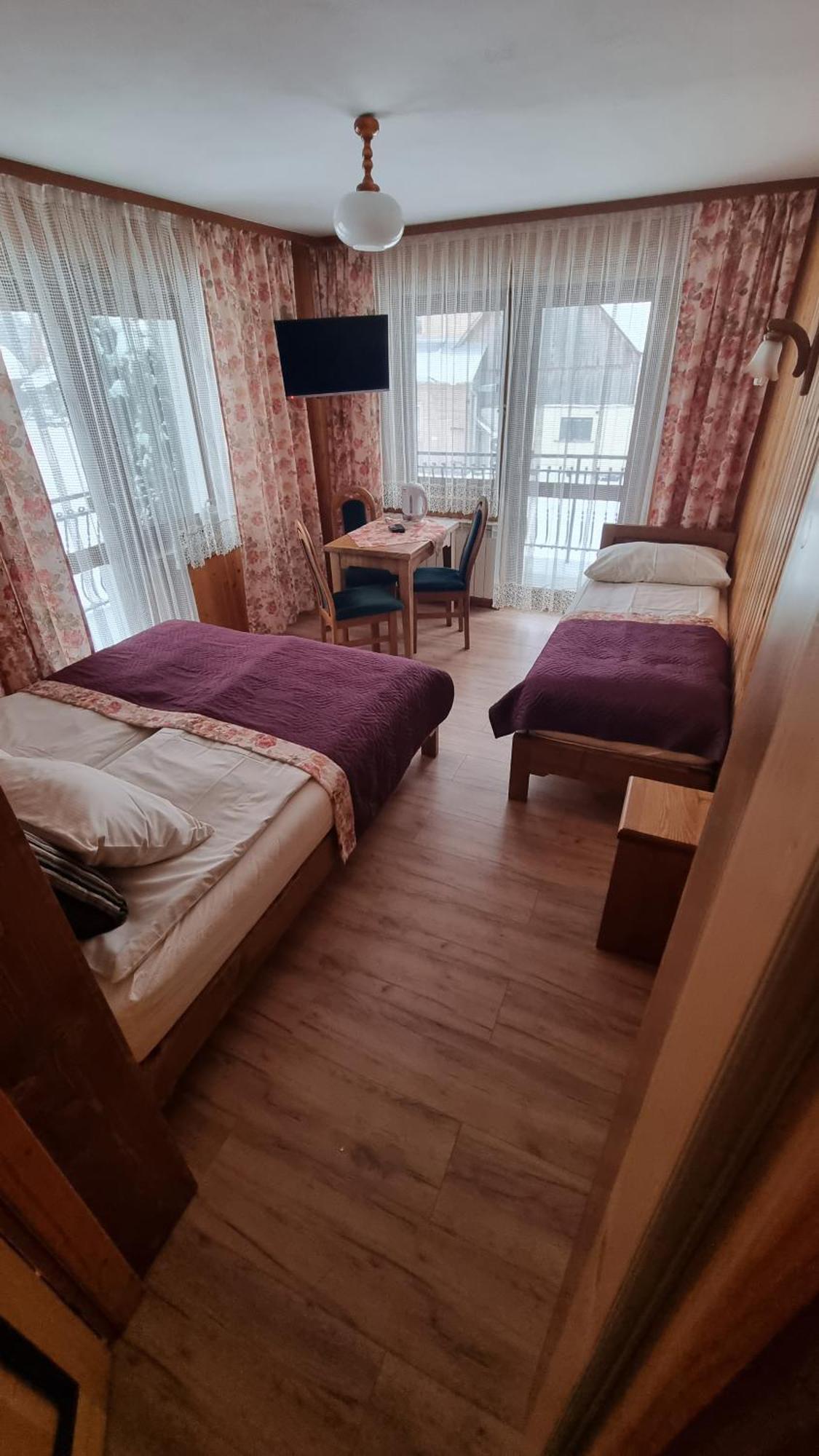 Dom Wypoczynkowy Jedrus Bialka Tatrzanska Exterior foto