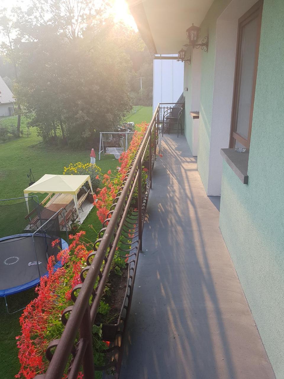 Dom Wypoczynkowy Jedrus Bialka Tatrzanska Exterior foto